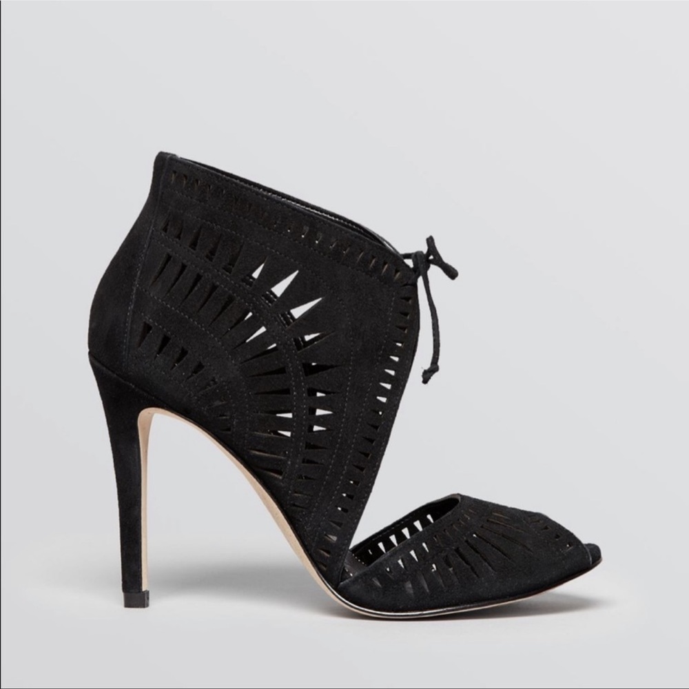IVANKA TRUMP New Delfino suede lace up ankle Holiday, black party pump heels 8.5